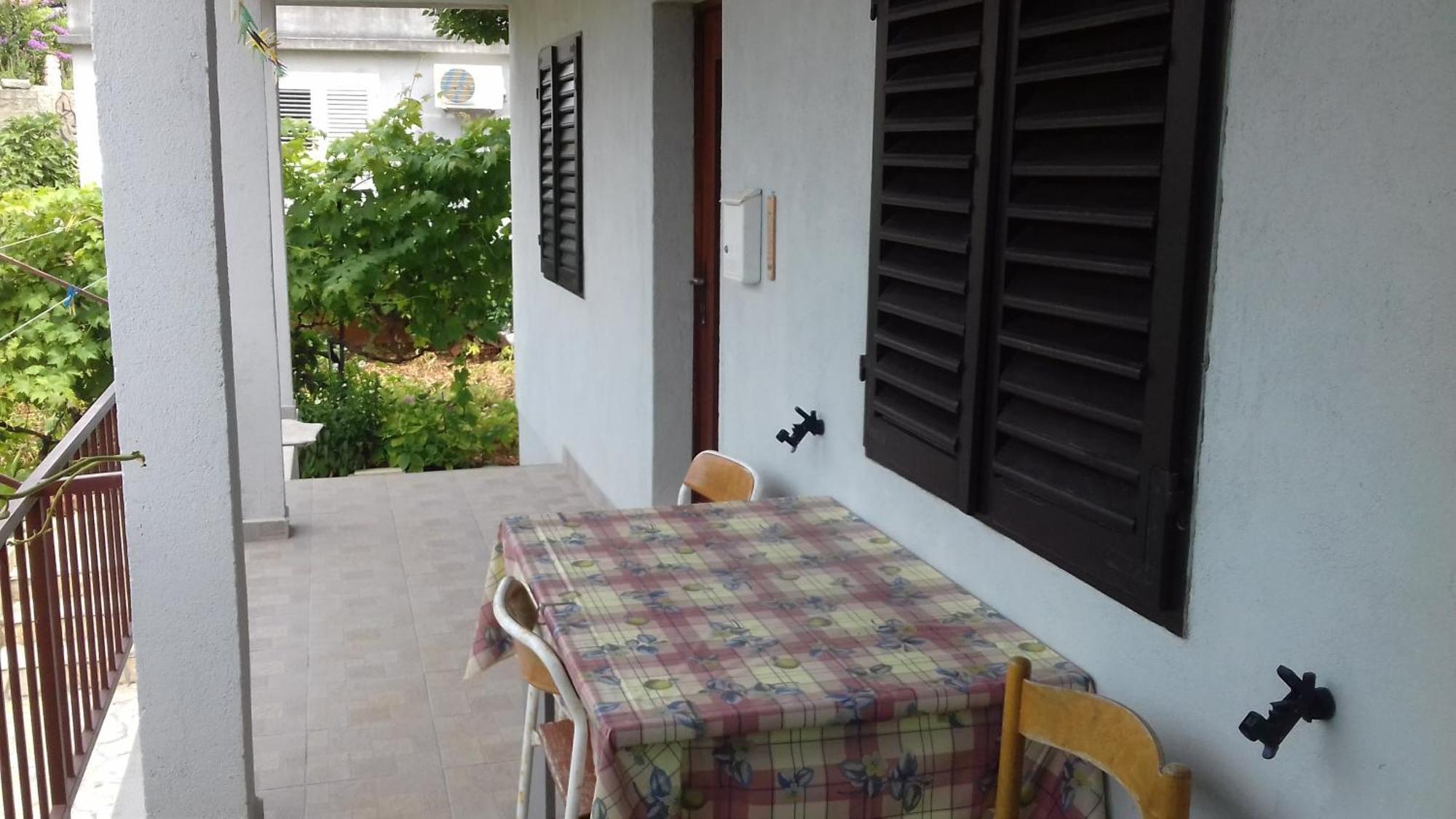 App Dujmovic Apartment Supetar Bagian luar foto